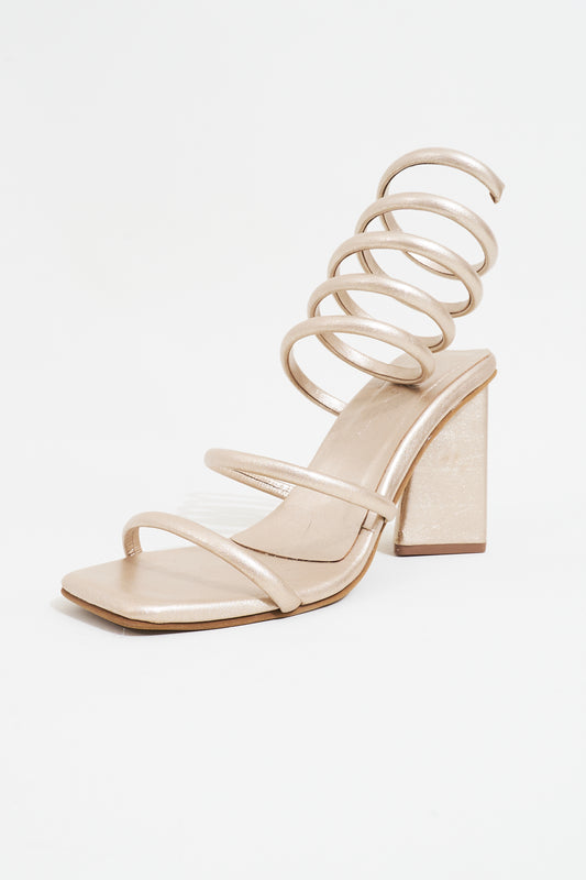 Spring altas, dorado