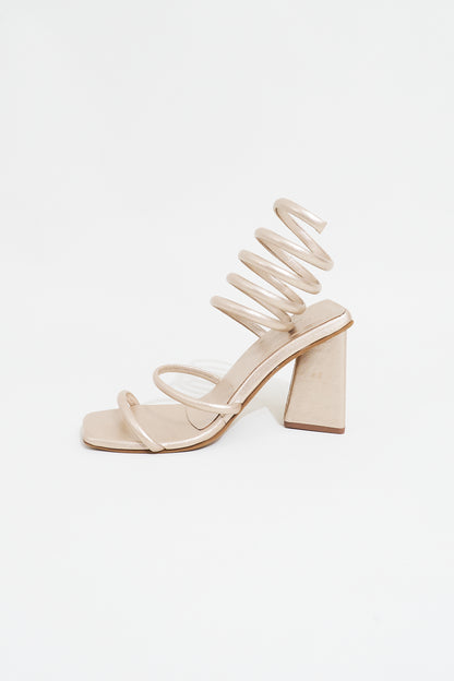 Spring altas, dorado